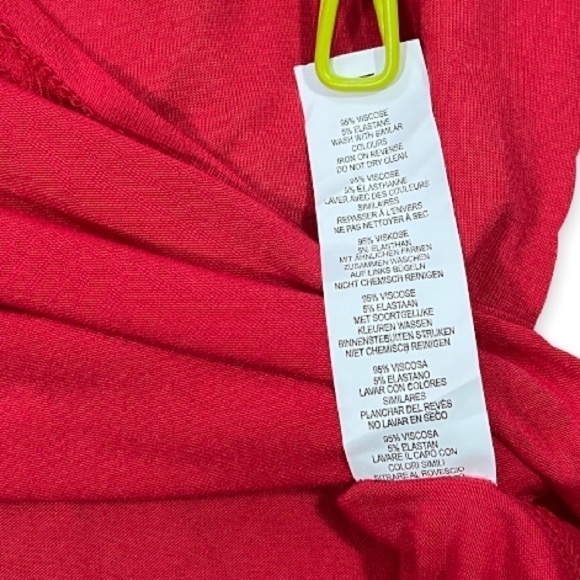 NWT Boohoo Off the Shoulder Cherry Red Swing Dress sz 6 - Picture 4 of 10